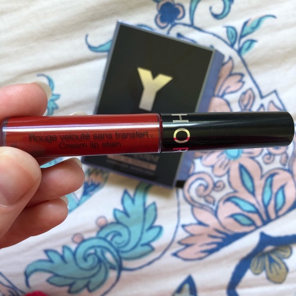 ✨HP✨ Sephora Travel Size Bundle • Red Cream Lip Stain - Picture 5 of 6